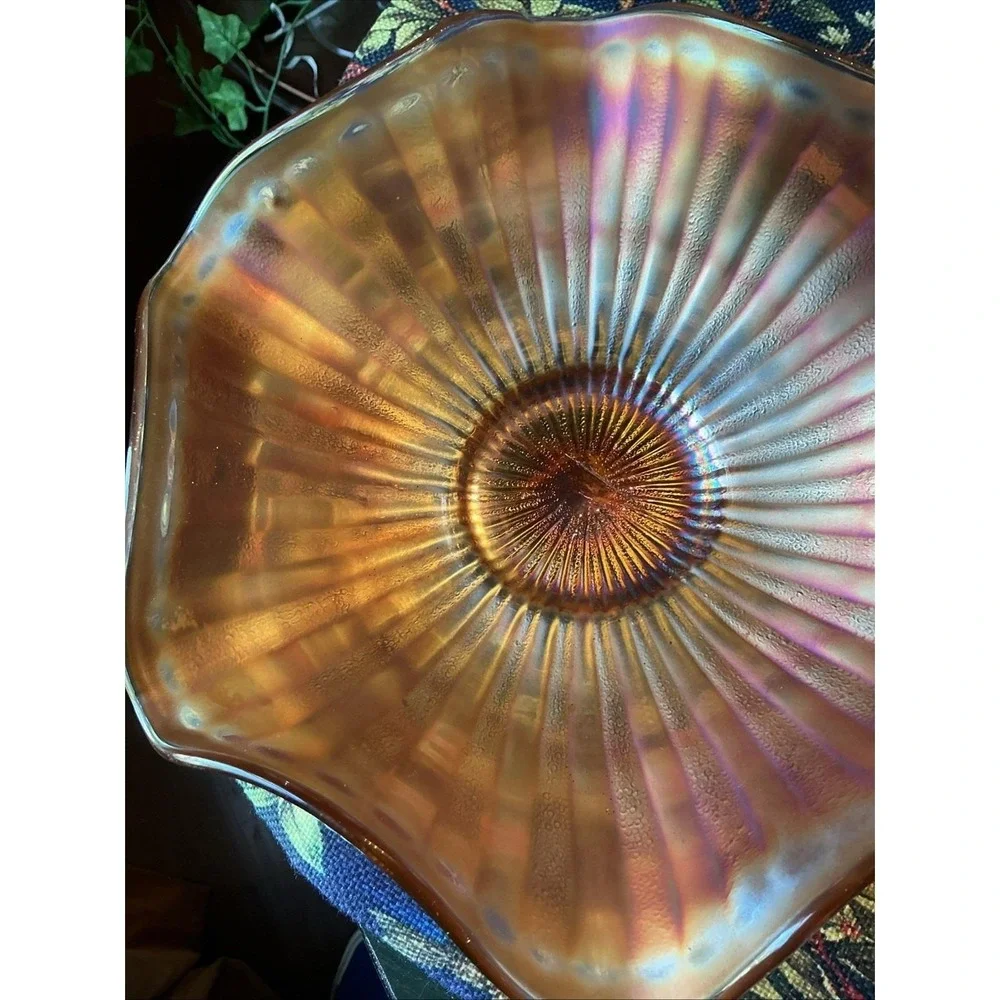 Antique FENTON Stippled Rays Amethyst Carnival Round Crimped Bowl‎ 8